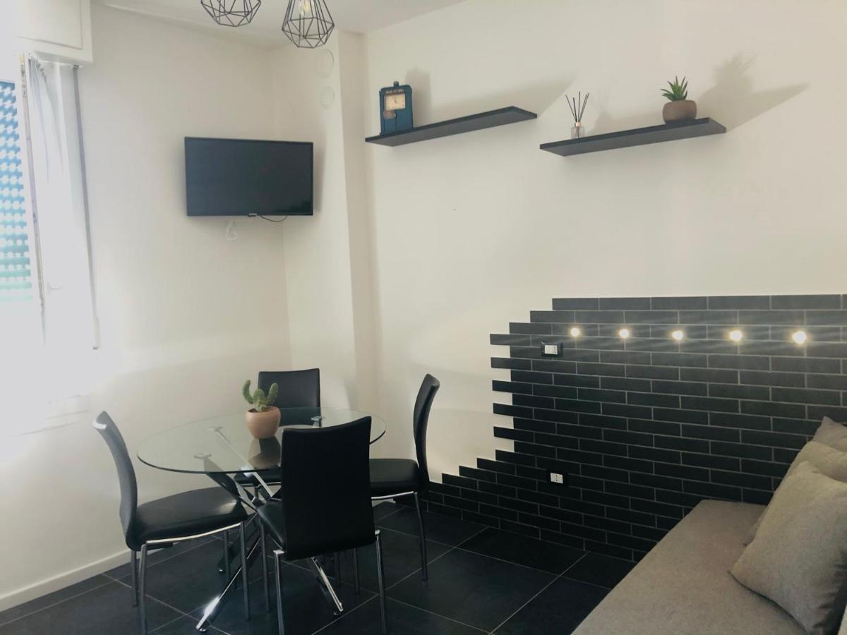 Apartamento Blaxej, Nel Cuore Di Verona, Moderno Ed Elegante, 4 Posti Letto, Wi-Fi, Self Check In Exterior foto