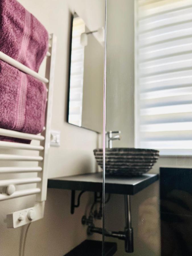 Apartamento Blaxej, Nel Cuore Di Verona, Moderno Ed Elegante, 4 Posti Letto, Wi-Fi, Self Check In Exterior foto